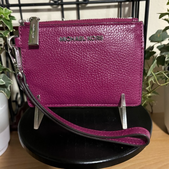 Michael Kors Wristlet Coin Card Wallet Purse - Picture 2 of 13